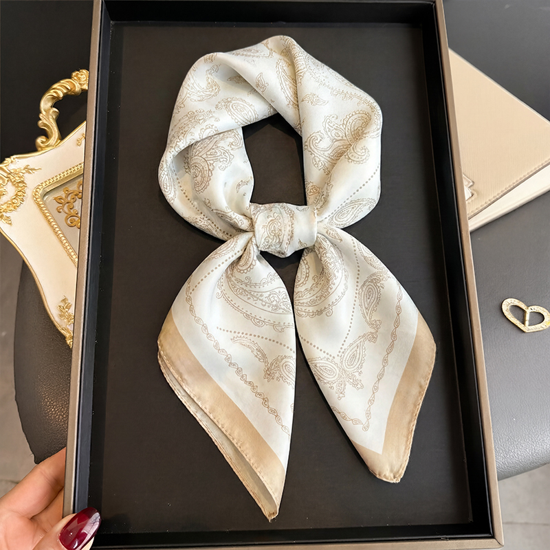 Head Wrap Turban - Pañuelo Cuadrado Vintage Beige con Estampado